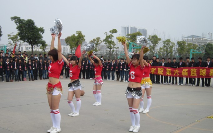 600cc全讯白菜网召开篮球嘉年华开幕式