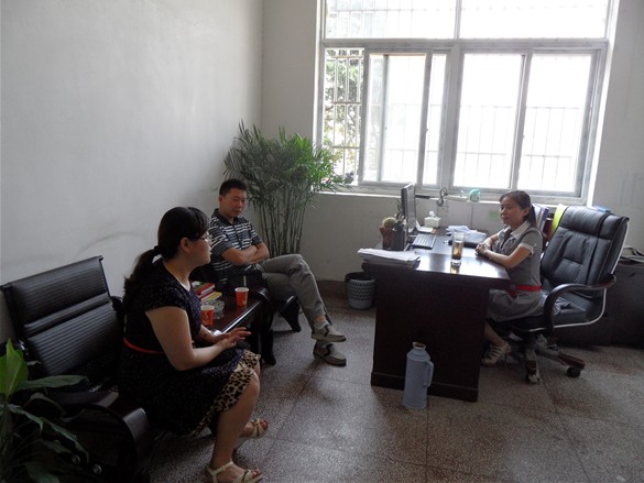 认真学习促提高 热情服务在基层——600cc全讯白菜网暑期社会实践队赴太湖团县委实地调研