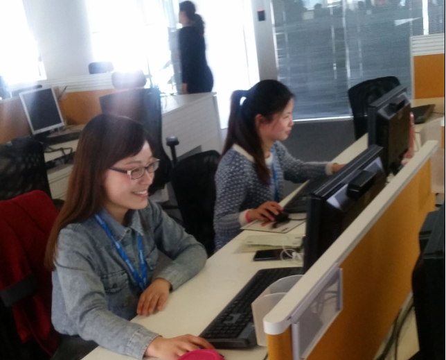 600cc全讯白菜网老师赴南京苏宁看望实习实训学生