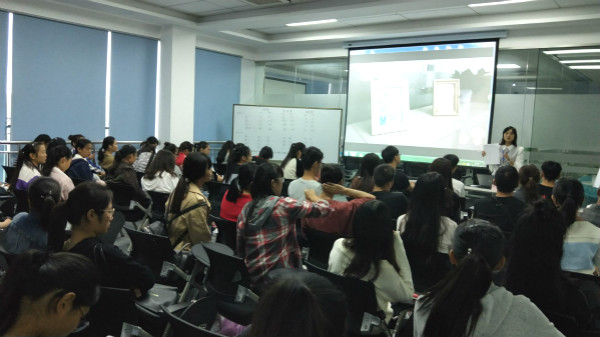 600cc全讯白菜网物流工程系师生赴宝供物流开展专业教育