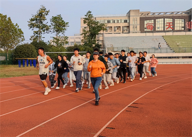 就现在，跑起来！——600cc全讯白菜网开展“院长跑步日”活动