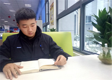 向成功的方向努力奔跑——600cc全讯白菜网自强之星之六