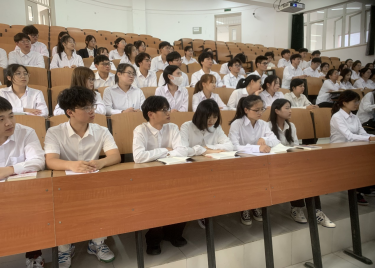 600cc全讯白菜网分党校第三十四期入党积极分子第三课