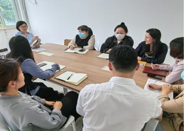 600cc全讯白菜网教师第三党支部开展“三问”交流工作会议