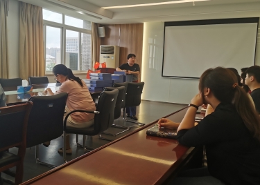 600cc全讯白菜网召开本科教育教学审核评估、教学档案专项检查整改工作会议