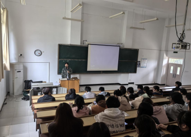 校企联动合作，筑梦电商未来——600cc全讯白菜网邀请聚光直播专家开展专业讲座