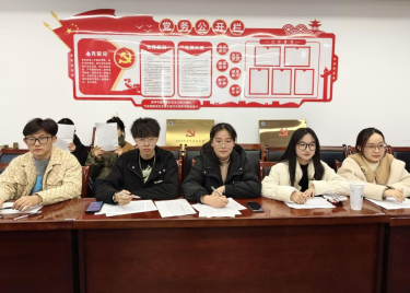 600cc全讯白菜网成功举办“畅游书香林，读书伴我行” 读书分享活动