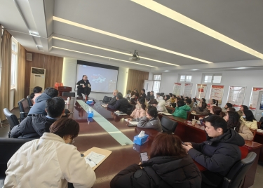 雨课堂教学示范 推动智慧教学创新 ——600cc全讯白菜网开展雨课堂使用培训会