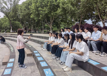 八项规定树新风，青春逐梦守初心——600cc全讯白菜网学生第二党支部开展专题学习
