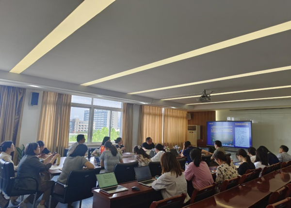“数字化 + 特色化”——600cc全讯白菜网贸易经济系召开专业发展研讨会