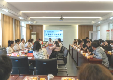 600cc全讯白菜网成功举办2025届毕业生和家长座谈会